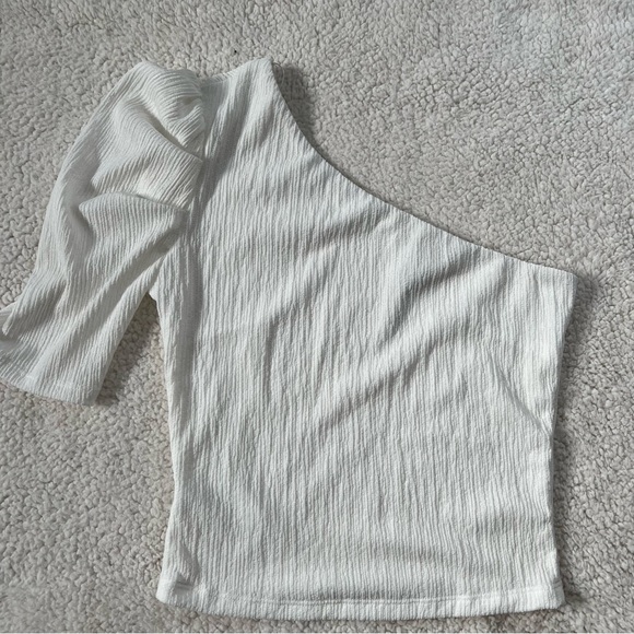 Dynamite One Shoulder Top - Picture 2 of 8